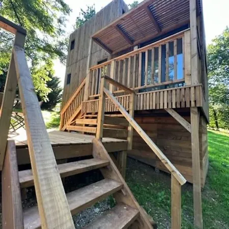 Danaya X Tiny House En Foret Sainte-Nathalène